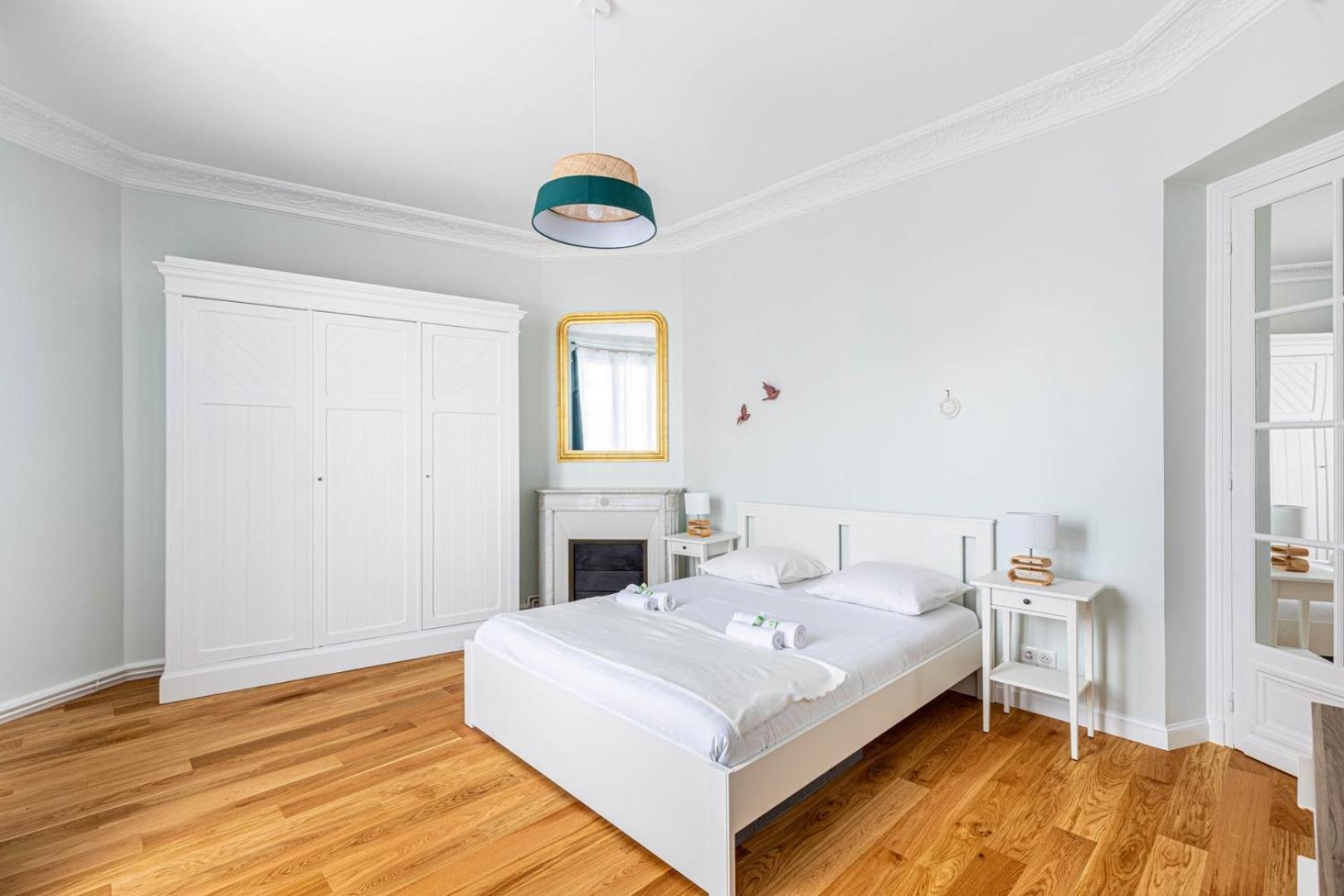 Апартаменты Guestready - Apt Moderne - Direct Champs Elysees Клиши Экстерьер фото